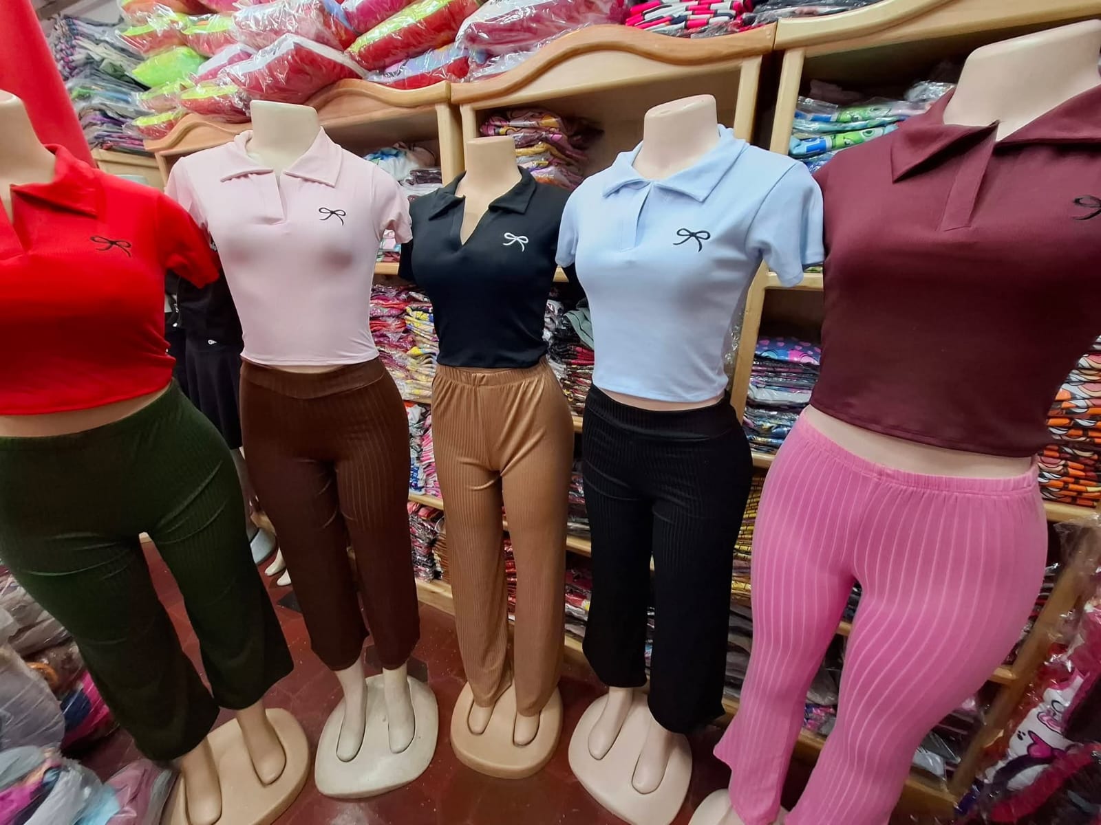 Blusa Tipo Polo de Moños 