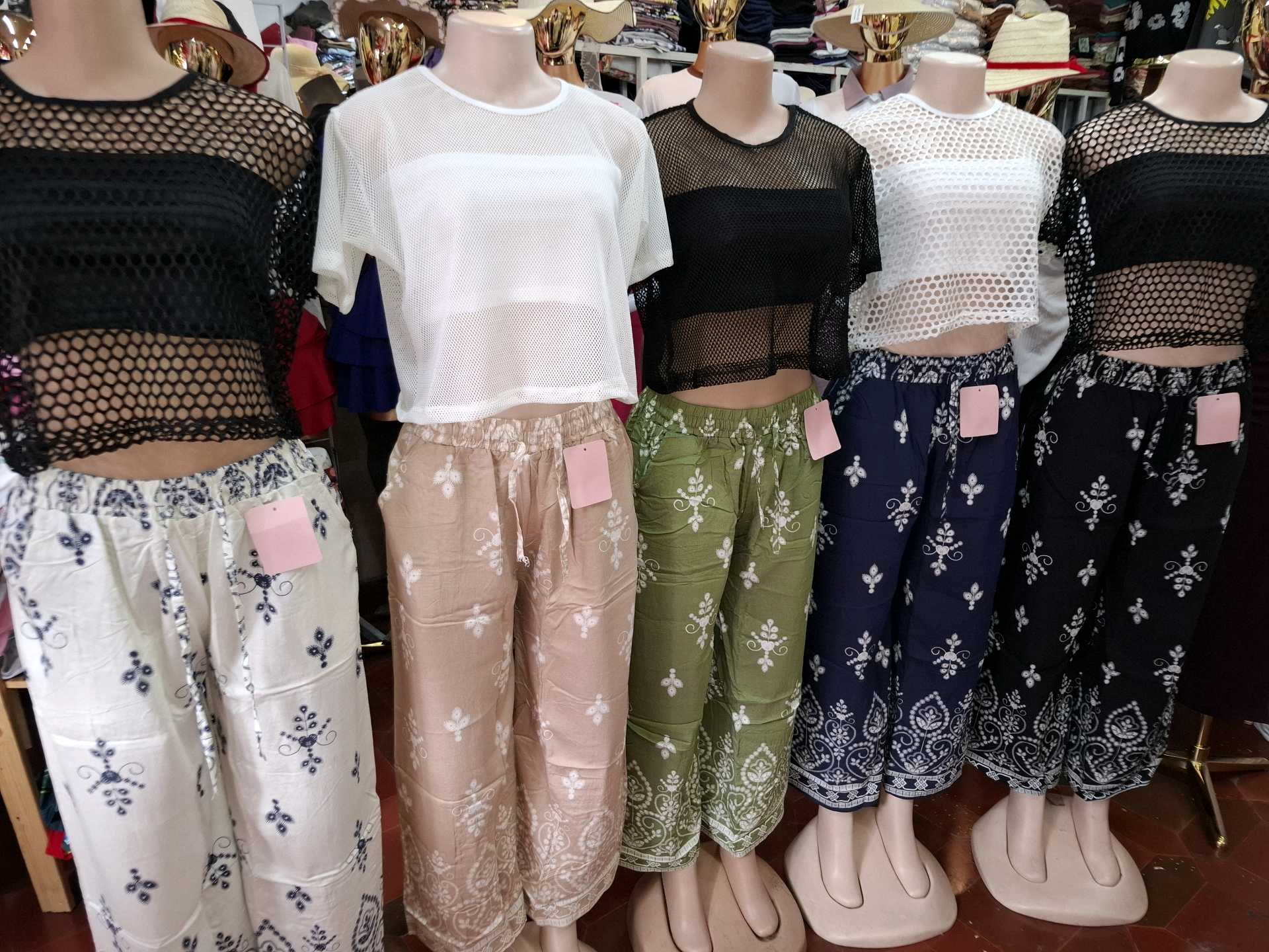 Blusa maya agujeros 