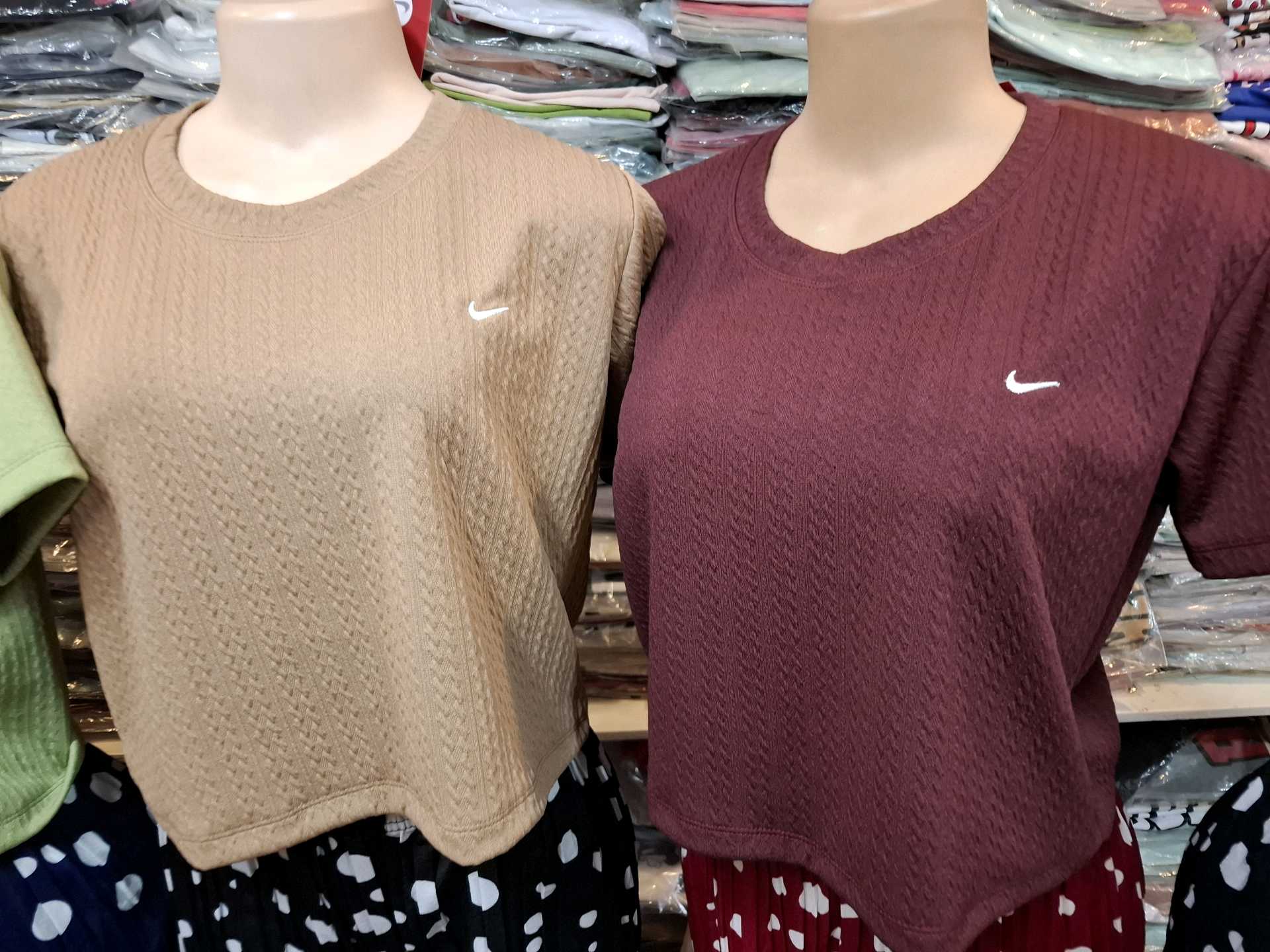 Crop top Marcas  imagen 3