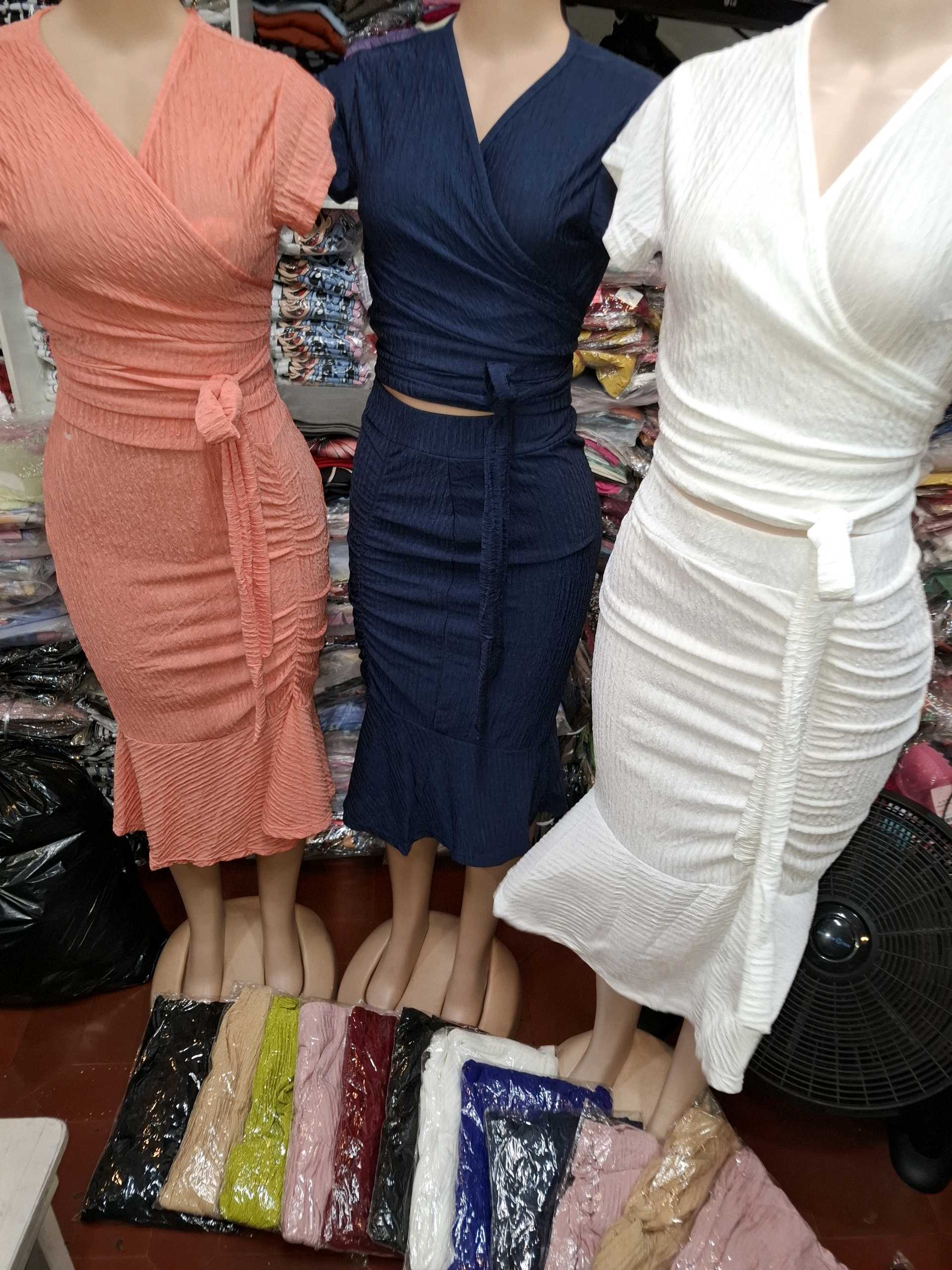 Traje Falda tipo Sirena vuelos 
