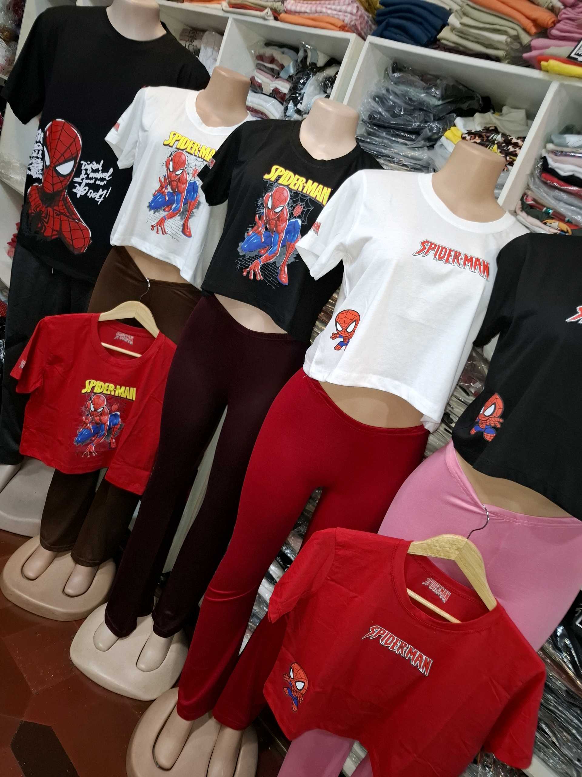 Crop Top Hombre Araña 