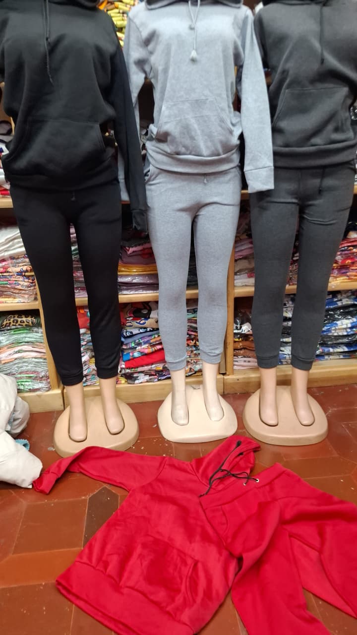 Traje pants tipo escolar 