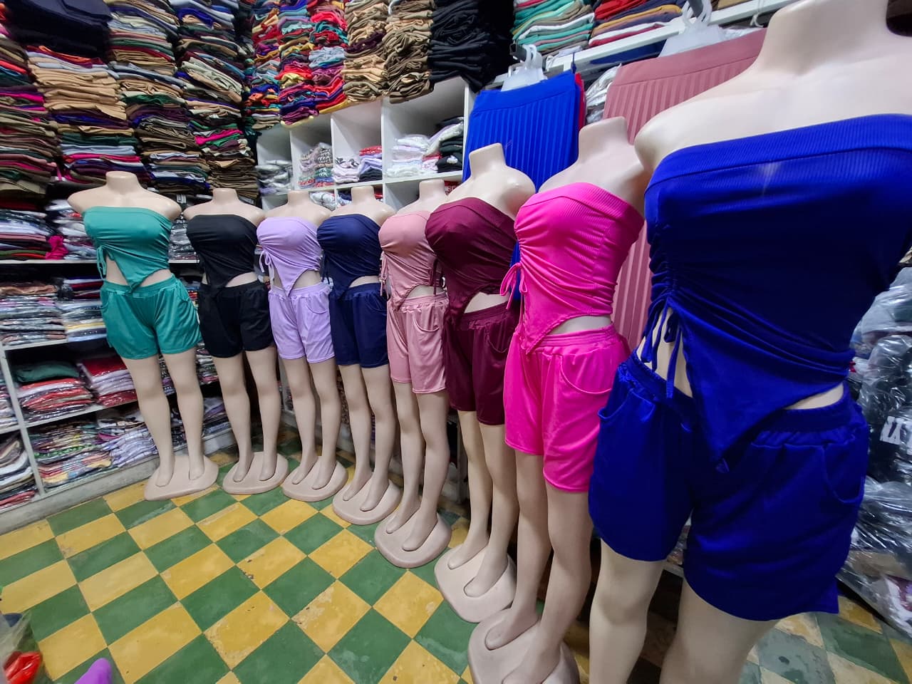 Traje pantaloneta blusa pitas  imagen 2