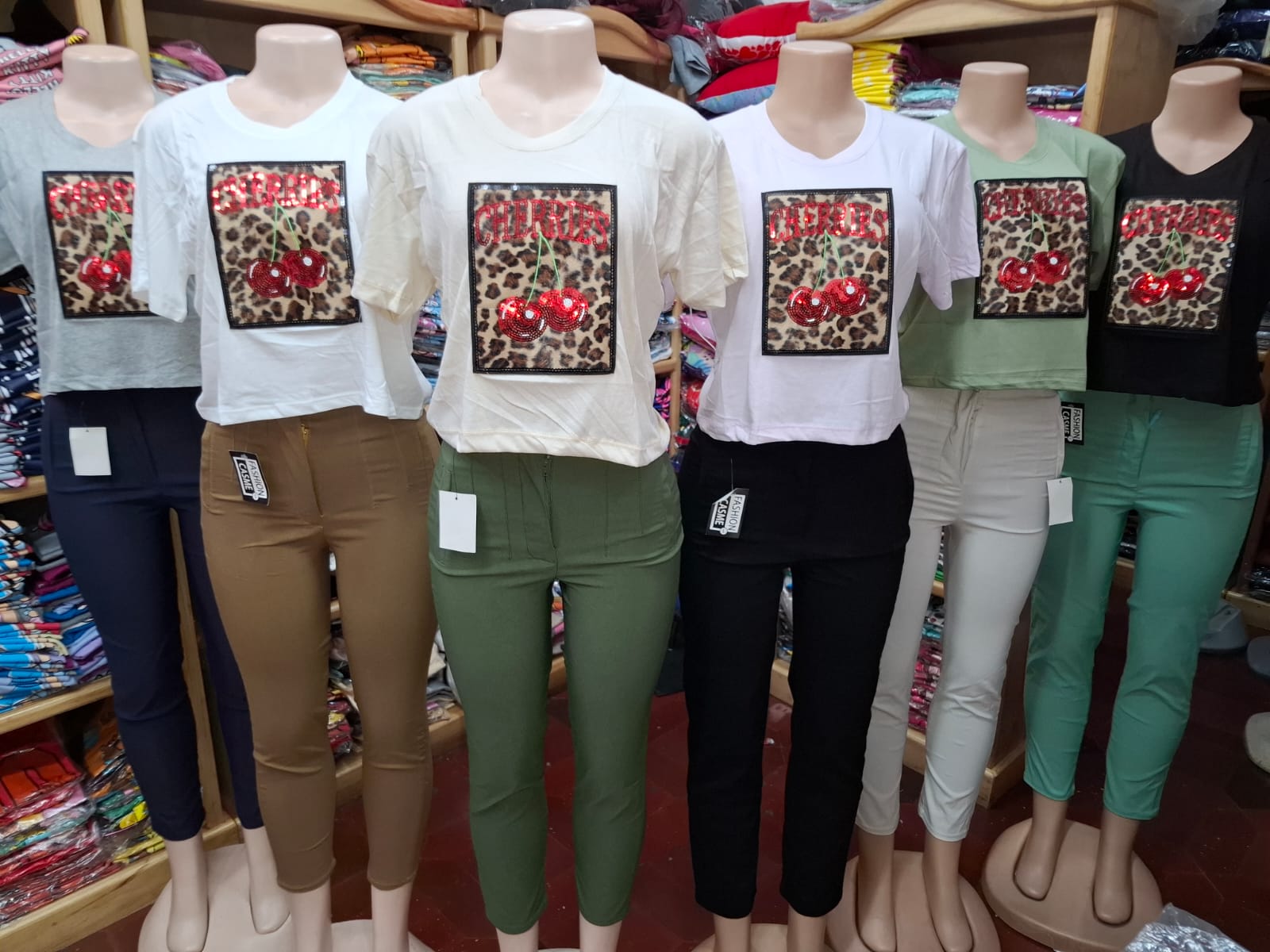 Crop top cherry