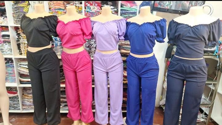 Traje formal  blusa vuelitos 
