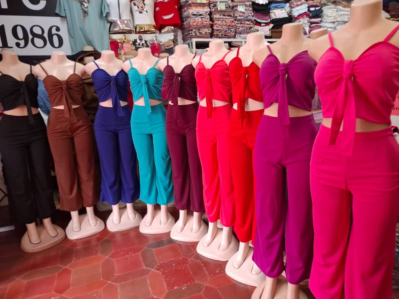 Traje Top Moño 